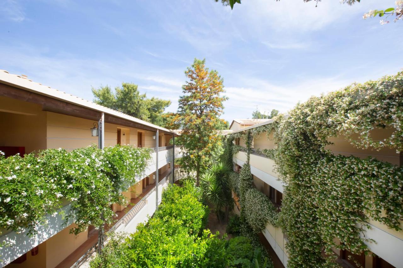 Negroponte Resort Eretria Ngoại thất bức ảnh