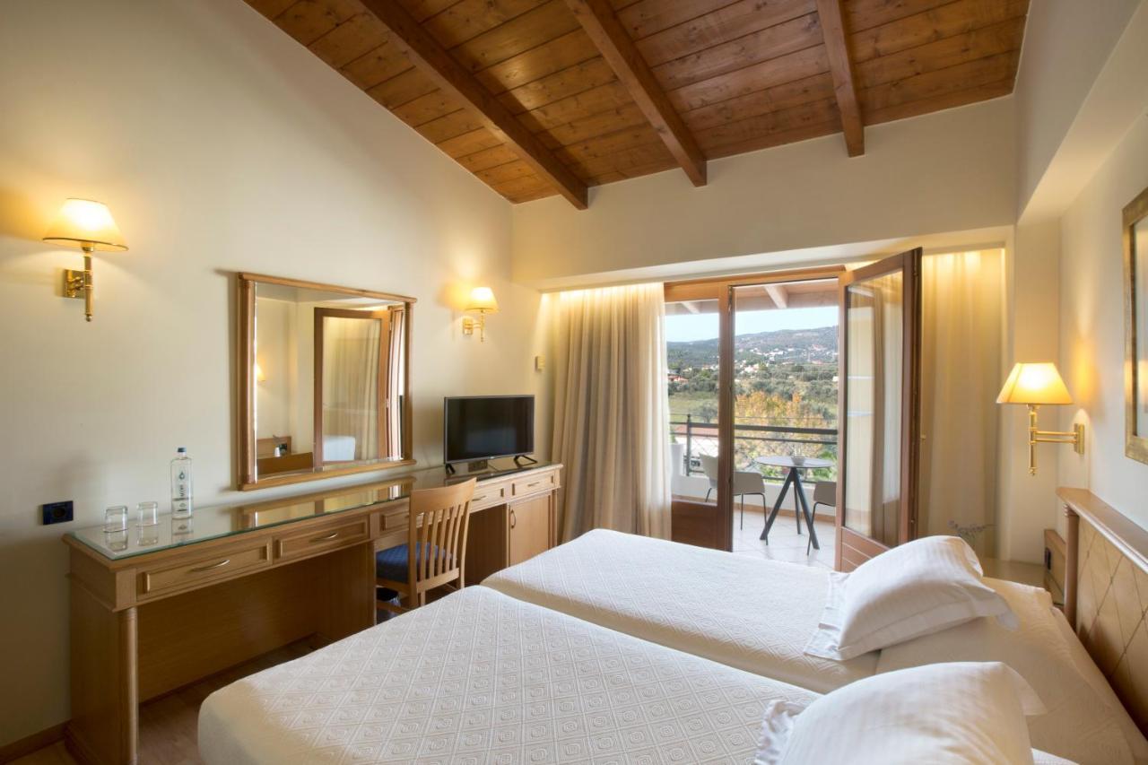 Negroponte Resort Eretria Ngoại thất bức ảnh