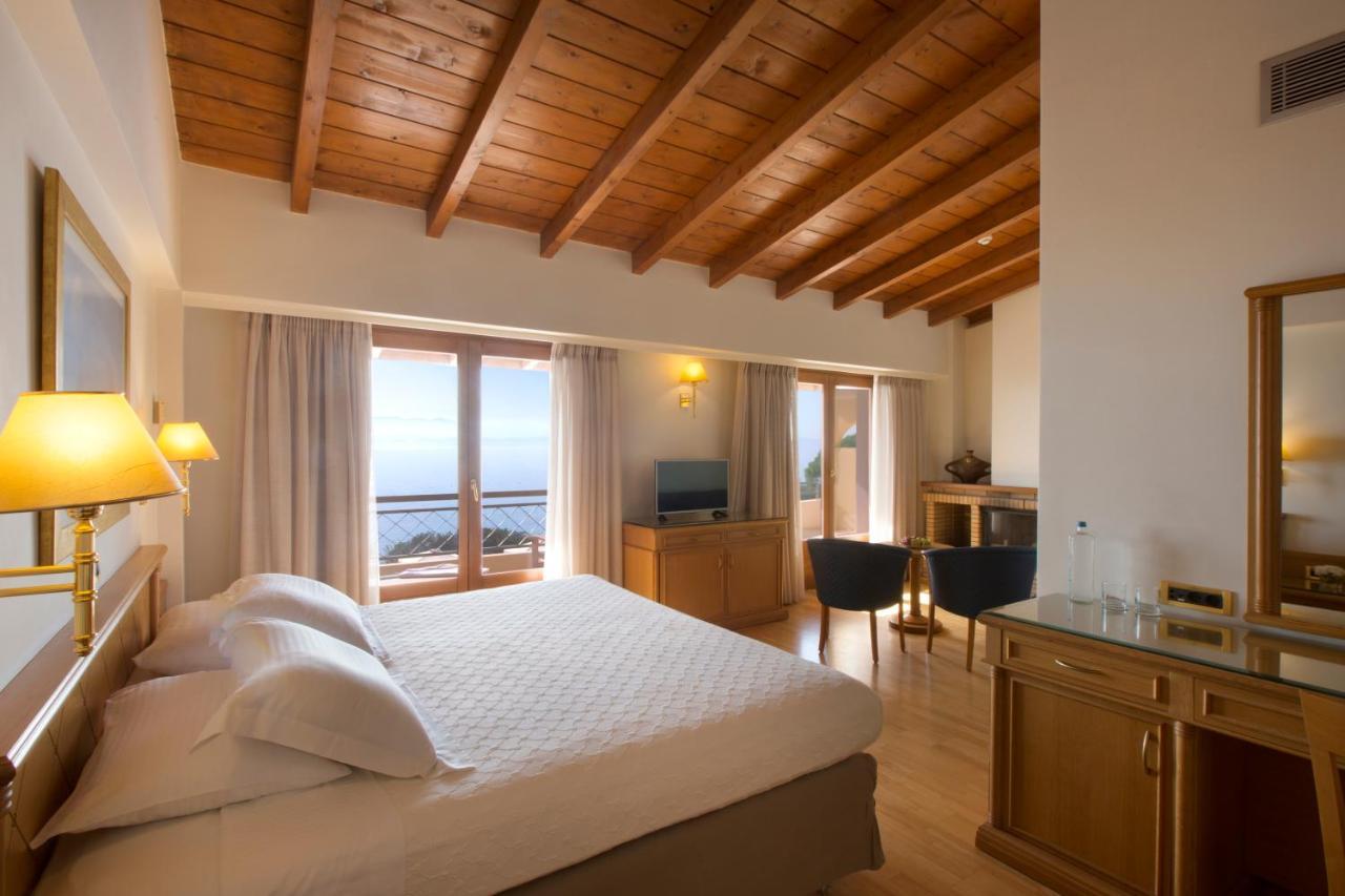 Negroponte Resort Eretria Ngoại thất bức ảnh