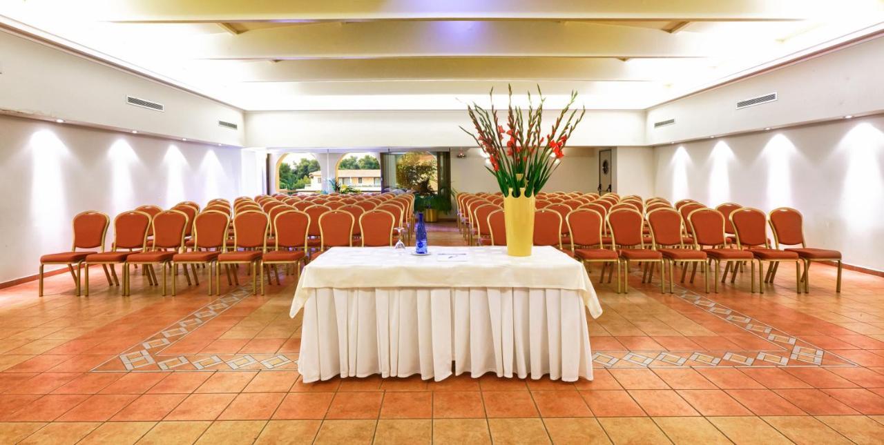 Negroponte Resort Eretria Ngoại thất bức ảnh